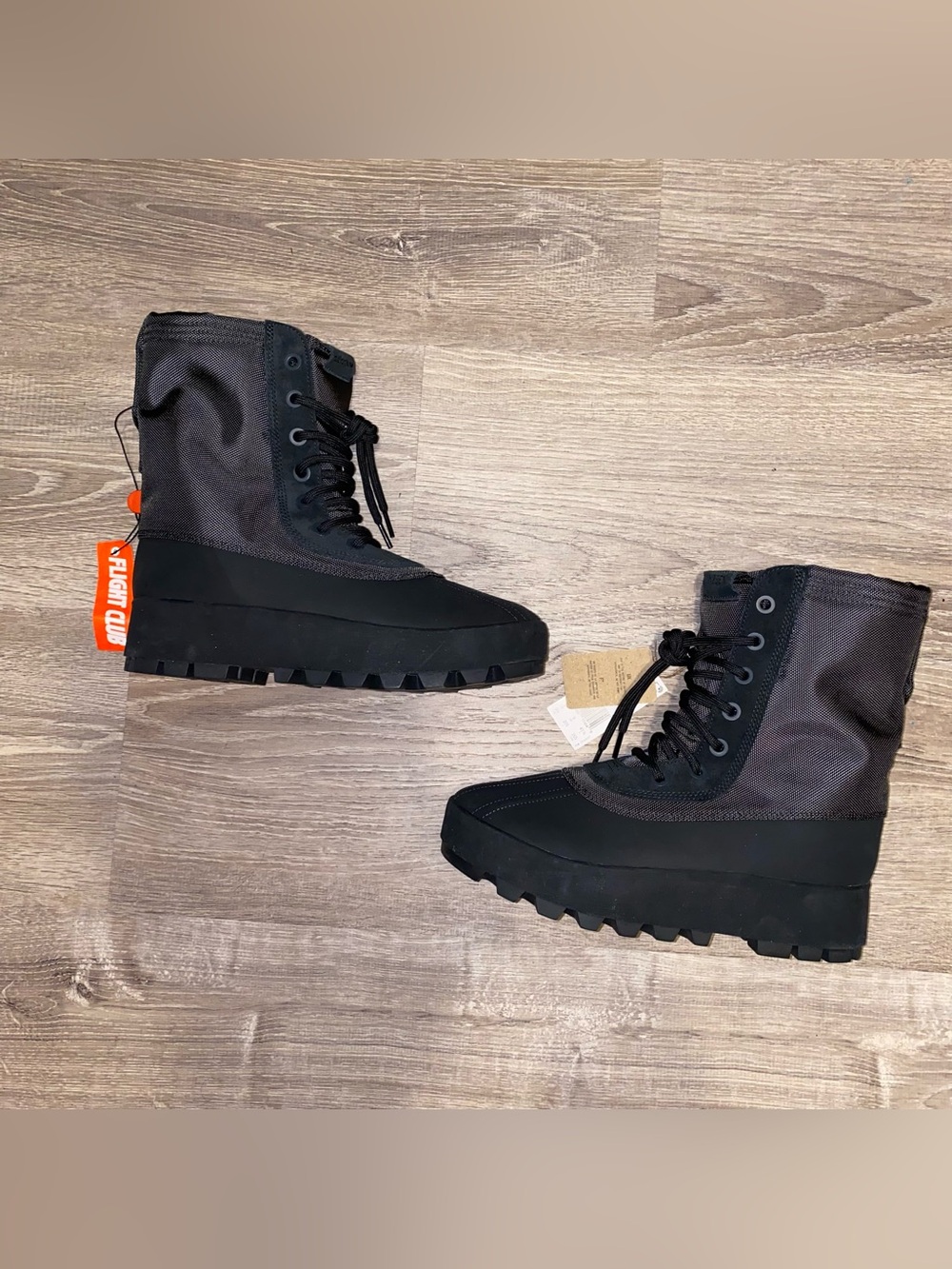 Yeezy 950 Boot Pirate 2023